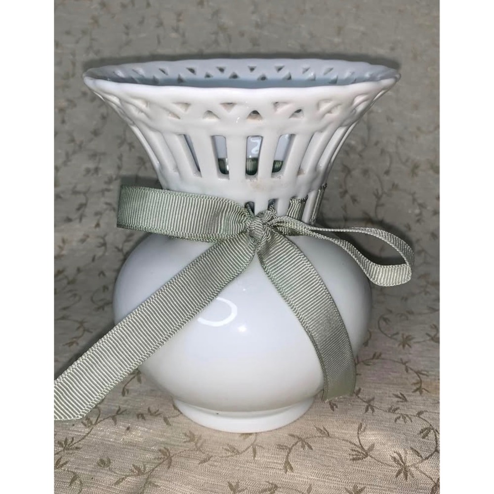 Two's Company Bridal Lace White Porcelain Reticulated Bud Vase Sage Green Ribbon